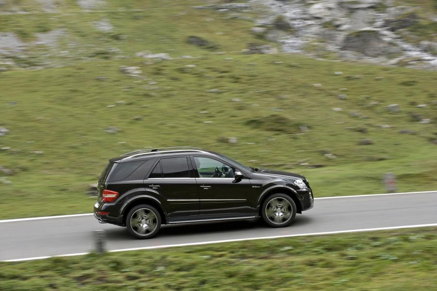  Mercedes-Benz ML63 AMG Performance Studio 2009 года  (фото 6 из 37)
